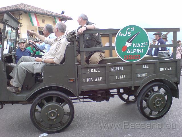 Adunata Alpini BAssano 2008 MK-067.JPG